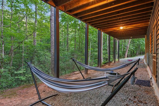 889 Granny Branch, Blue Ridge, GA 30513