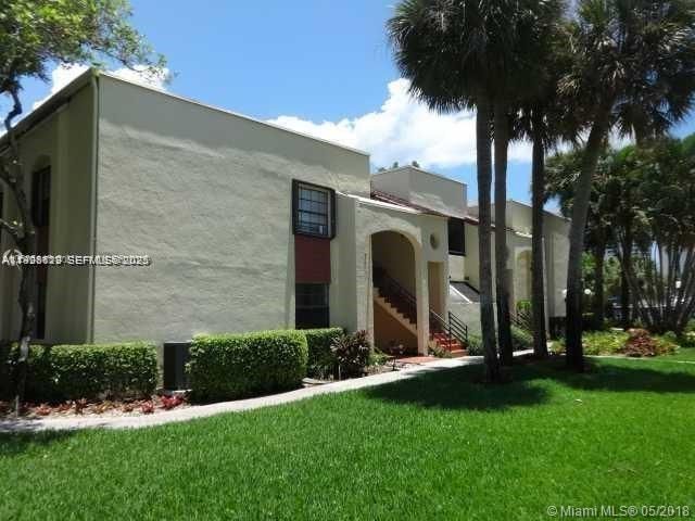 3551 Magellan Cir 423, Aventura, FL 33180
