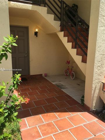 3551 Magellan Cir 423, Aventura, FL 33180