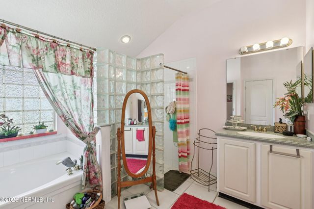 13785 WATERCHASE Way, Jacksonville, FL 32224