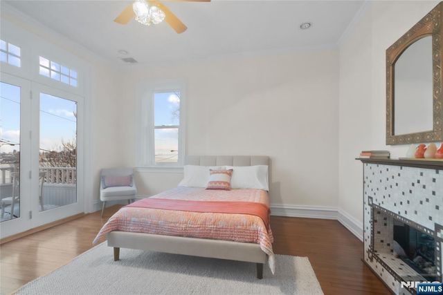 31-33 Hamilton Avenue, Weehawken, NJ 07086