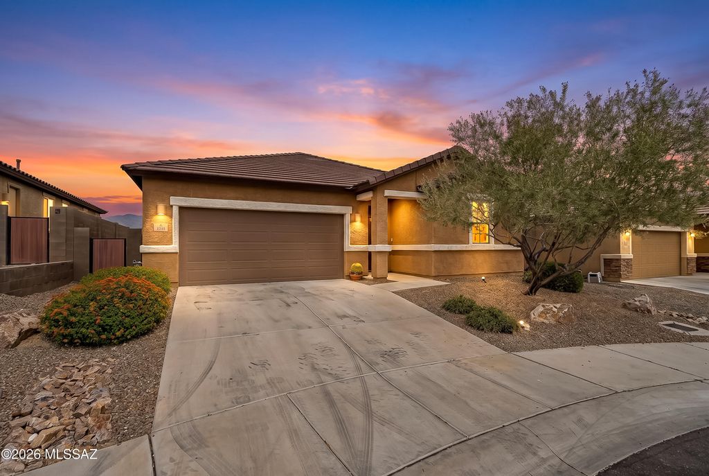4819 W Willow Wind Place, Tucson, AZ 85741