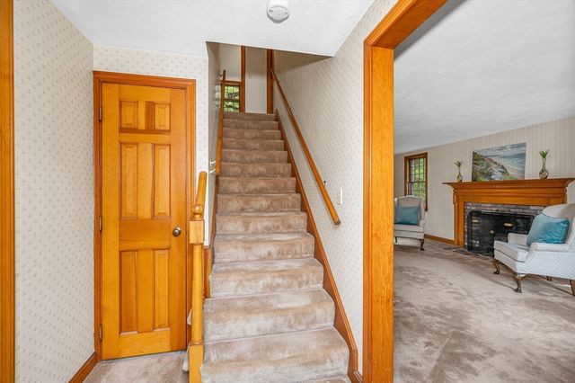 55 Blueberry Lane, Reading, MA 01867