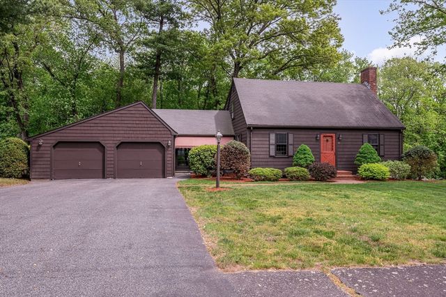 55 Blueberry Lane, Reading, MA 01867