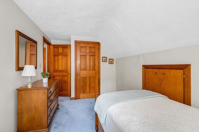 55 Blueberry Lane, Reading, MA 01867