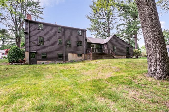 55 Blueberry Lane, Reading, MA 01867