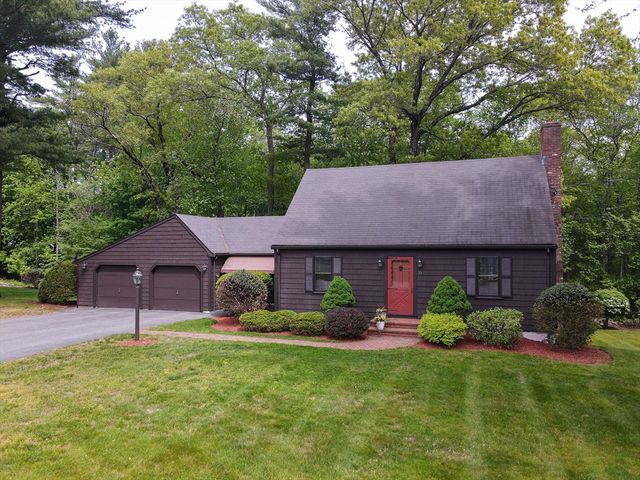 55 Blueberry Lane, Reading, MA 01867