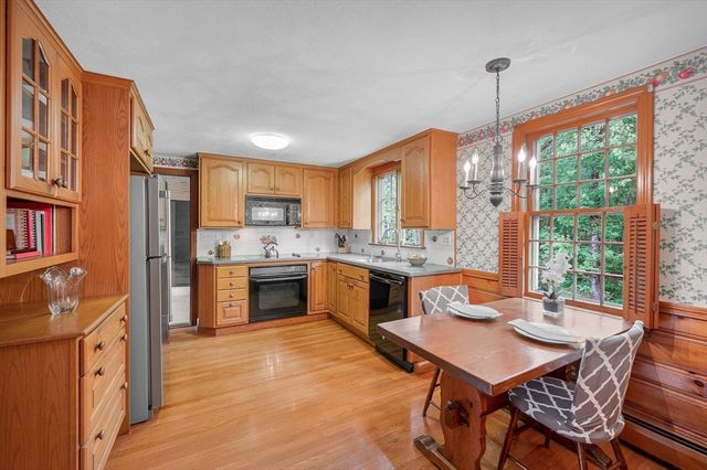 55 Blueberry Lane, Reading, MA 01867