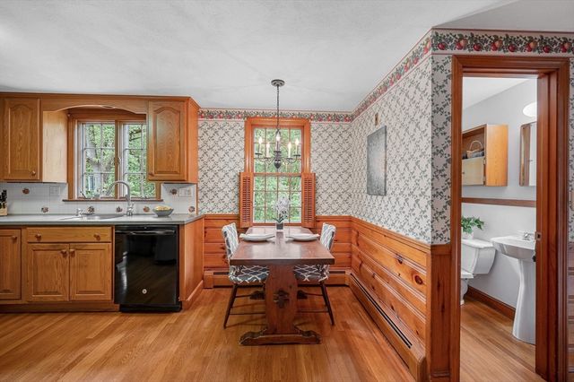 55 Blueberry Lane, Reading, MA 01867