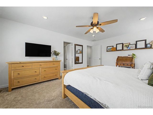 241 Paloma Way, Elizabeth, CO 80107