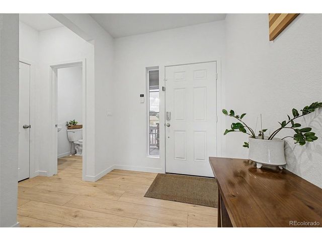 241 Paloma Way, Elizabeth, CO 80107