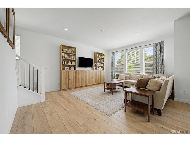 241 Paloma Way, Elizabeth, CO 80107