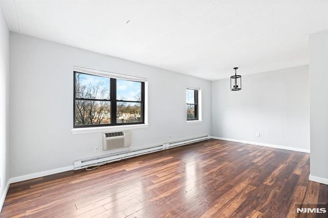 300 Lookout Avenue C4, Hackensack, NJ 07601
