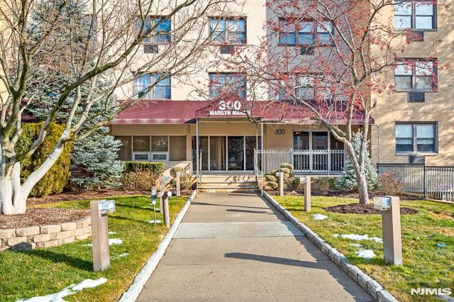 300 Lookout Avenue C4, Hackensack, NJ 07601