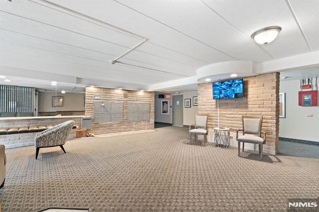 300 Lookout Avenue C4, Hackensack, NJ 07601