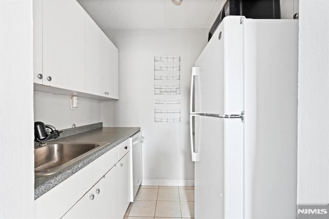 300 Lookout Avenue C4, Hackensack, NJ 07601
