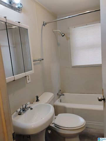 3740 PINE AVENUE SW, Birmingham, AL 35221