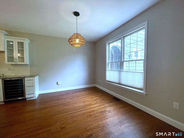 14 Harwich Lane 14, West Hartford, CT 06117