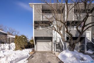 18 Hudson Street 21, Bethel, CT 06801