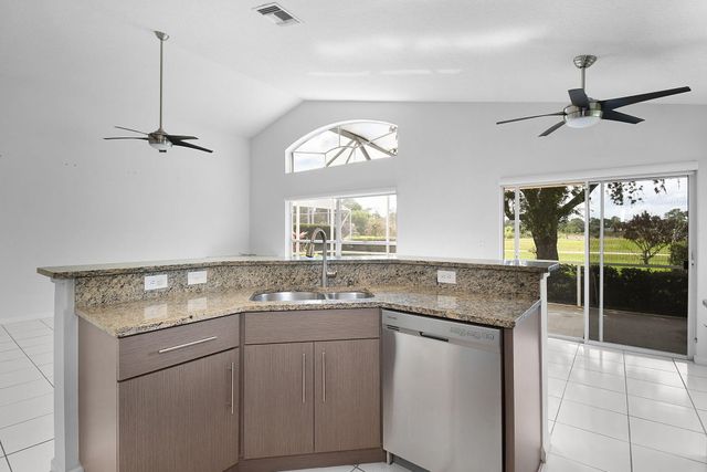 3058 SE Brierwood Place, Stuart, FL 34997