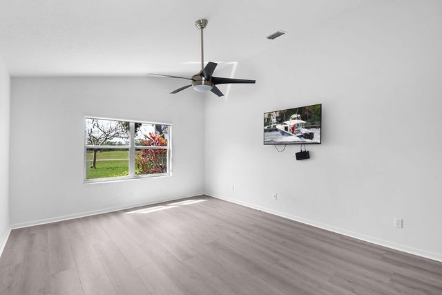 3058 SE Brierwood Place, Stuart, FL 34997