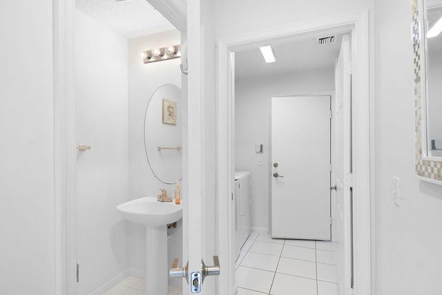 3058 SE Brierwood Place, Stuart, FL 34997