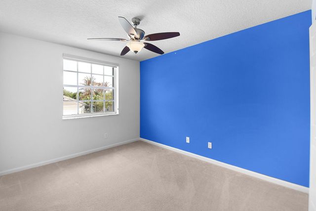 3058 SE Brierwood Place, Stuart, FL 34997