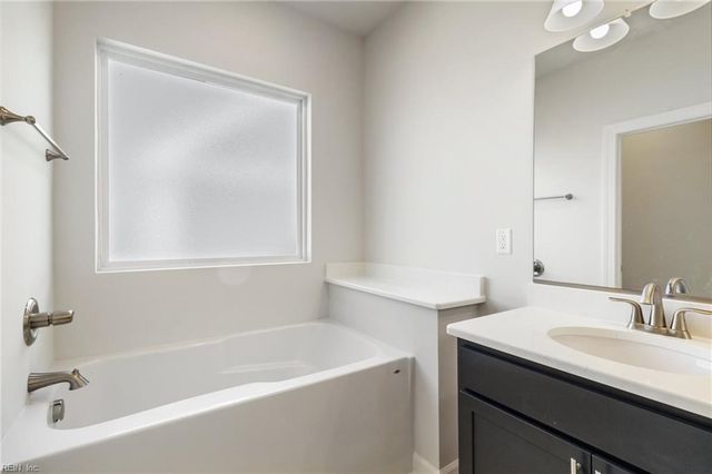 2218 Captiva LN, Chesapeake, VA 23321