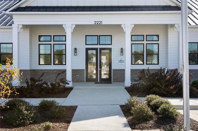 2218 Captiva LN, Chesapeake, VA 23321