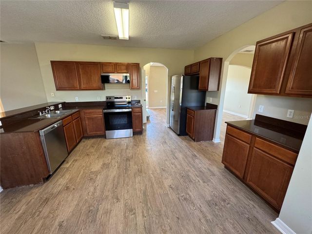 681 BASINGSTOKE COURT, Kissimmee, FL 34758