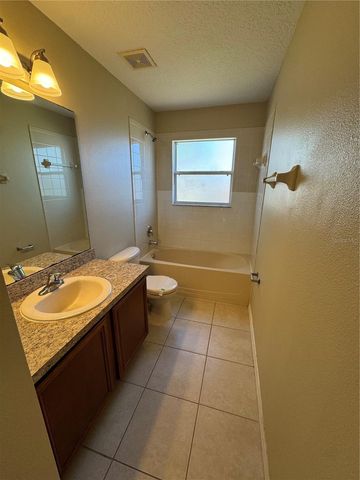 681 BASINGSTOKE COURT, Kissimmee, FL 34758