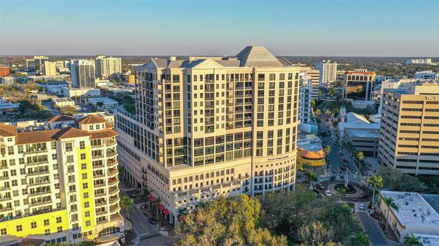50 CENTRAL AVENUE 15B, Sarasota, FL 34236