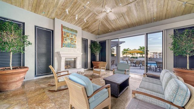 50 CENTRAL AVENUE 15B, Sarasota, FL 34236