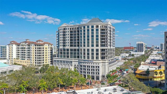 50 CENTRAL AVENUE 15B, Sarasota, FL 34236