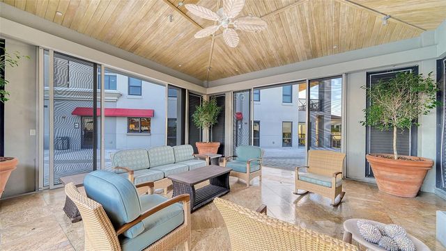 50 CENTRAL AVENUE 15B, Sarasota, FL 34236