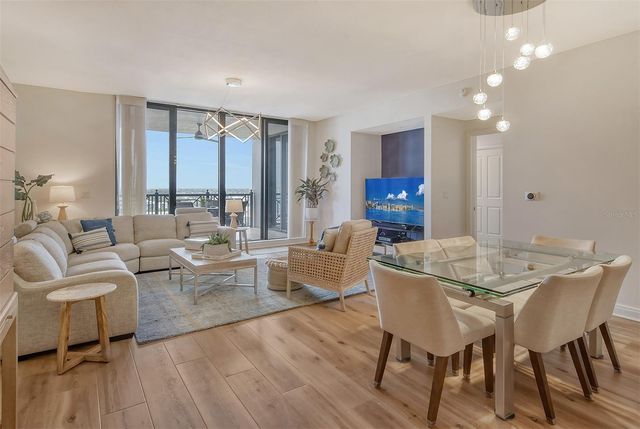 50 CENTRAL AVENUE 15B, Sarasota, FL 34236