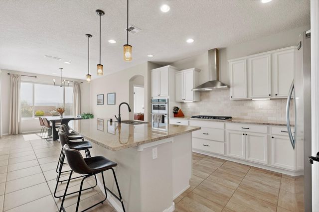2108 Willow Canyon Trail NW, Albuquerque, NM 87120