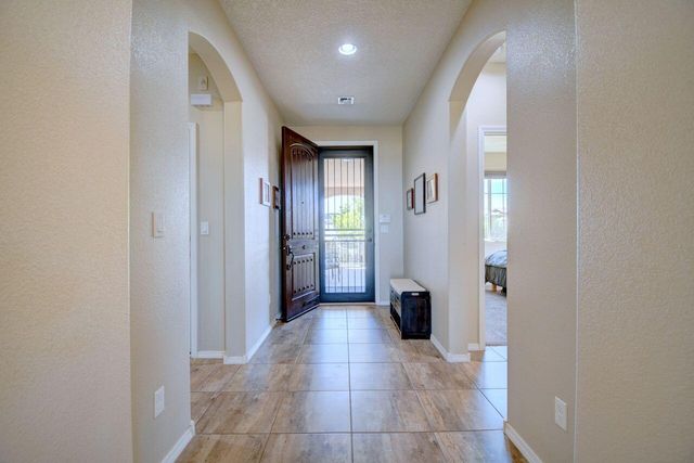 2108 Willow Canyon Trail NW, Albuquerque, NM 87120