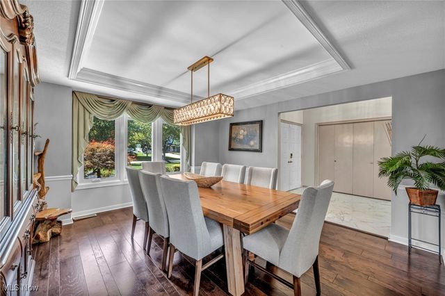 6301 Kenarden Drive, Highland Heights, OH 44143