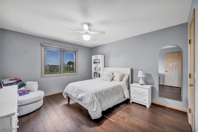 6301 Kenarden Drive, Highland Heights, OH 44143