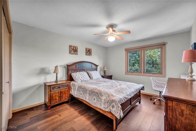 6301 Kenarden Drive, Highland Heights, OH 44143