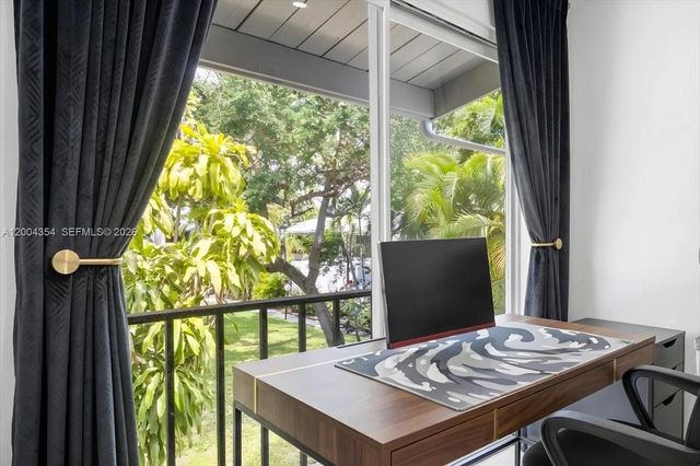 19220 NE 25th Ave 274B, Miami, FL 33180