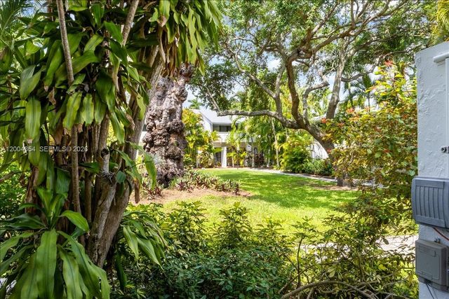 19220 NE 25th Ave 274B, Miami, FL 33180