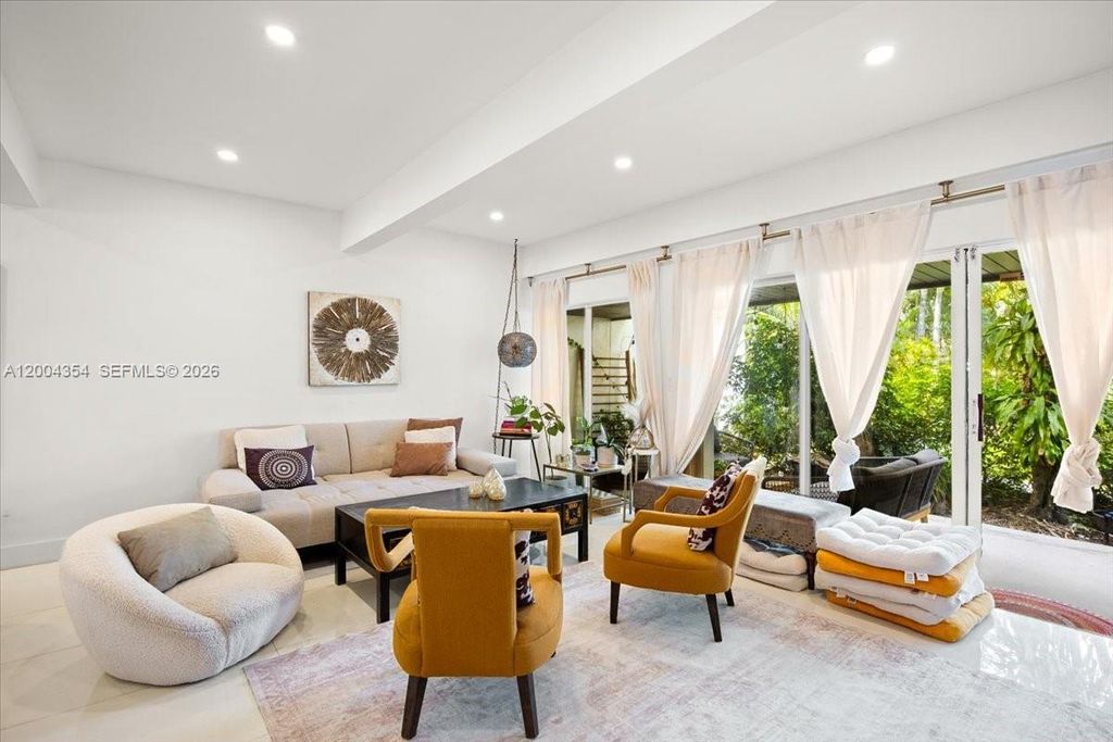 19220 NE 25th Ave 274B, Miami, FL 33180