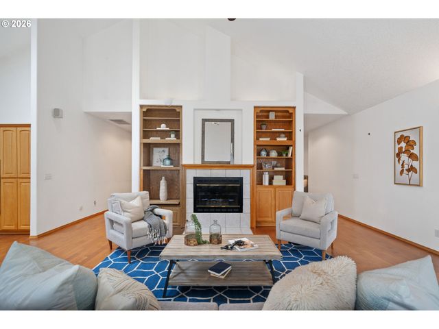 1909 Ne 156TH Ave, Portland, OR 97230