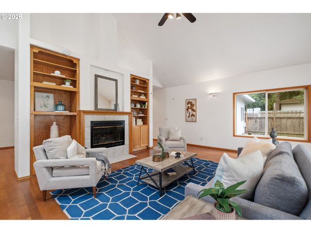 1909 Ne 156TH Ave, Portland, OR 97230