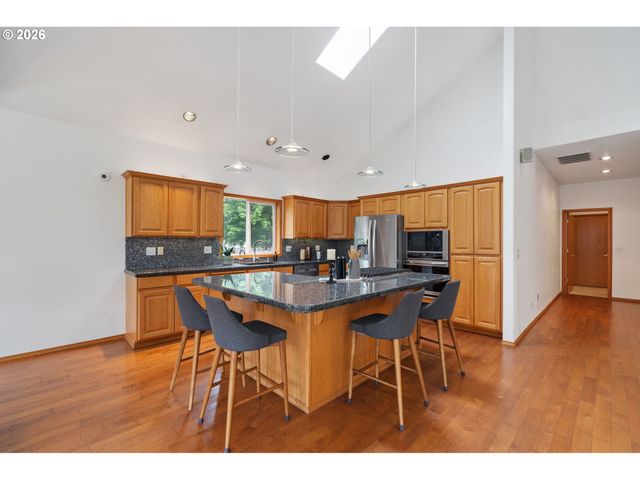 1909 Ne 156TH Ave, Portland, OR 97230