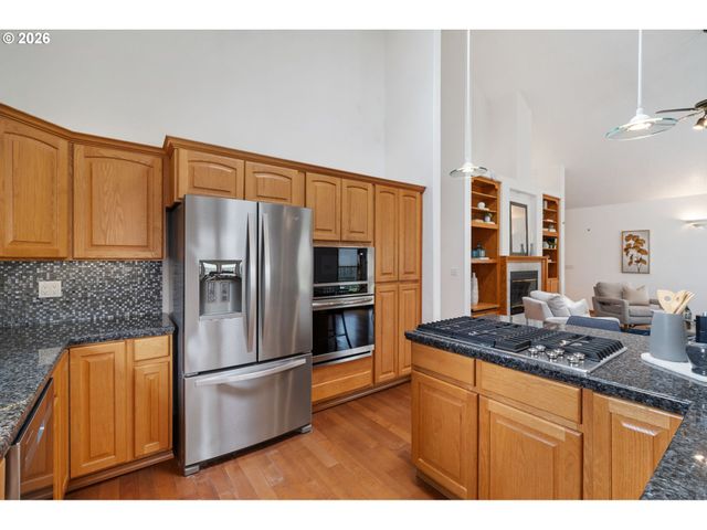1909 Ne 156TH Ave, Portland, OR 97230