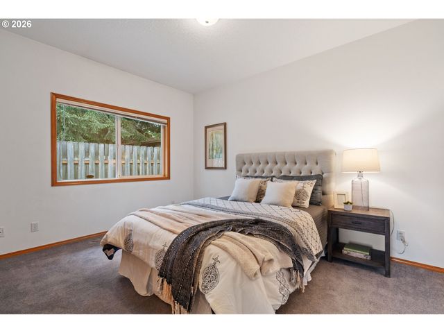 1909 Ne 156TH Ave, Portland, OR 97230