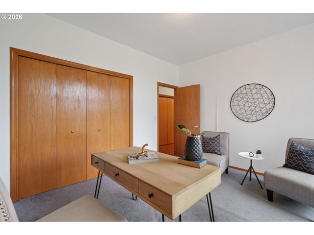 1909 Ne 156TH Ave, Portland, OR 97230